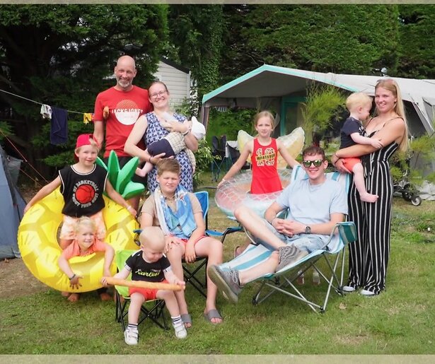 Kijkers niet onder de indruk van nieuw SBS6-programma Grote Gezinnen, Grote Vakanties