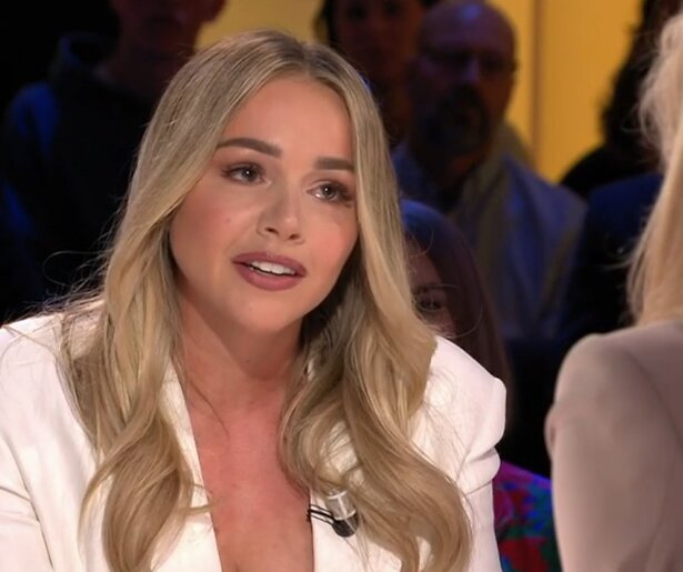 Zangeres Emma Heesters ontroert kijkers met openhartig interview in talkshow Eva