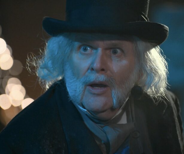 De TV van gisteren: Kijkers lovend over Scrooge Live 2025