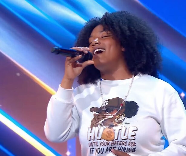 Tyjana (14) blaast jury Holland's Got Talent omver met geweldige stem: 'Jij hoort op het podium'