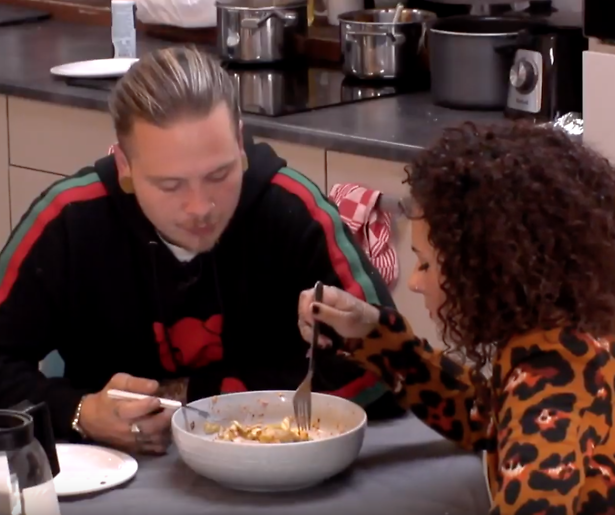 Zijn Utopianen Merel en Kaylee zwanger?