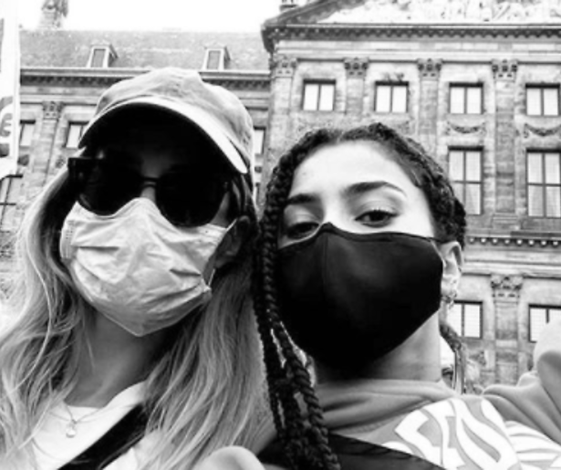 Kritiek op aanwezige BN'ers bij demonstratie Dam