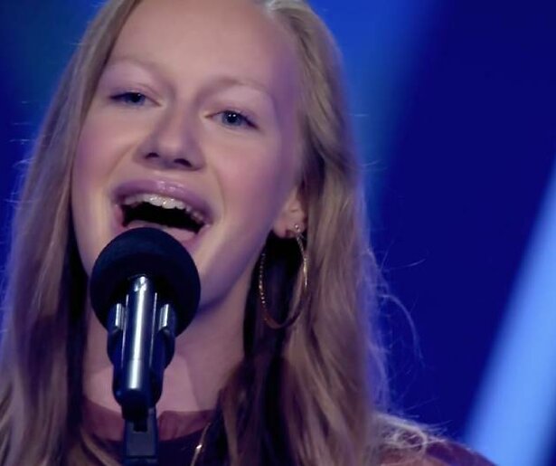 Pascale (17) maakt indruk met Songfestival-hit Voilà