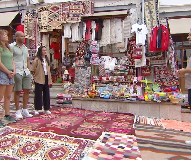 Rik van de Westelaken reageert op kritiek op tapijtopdracht in WIDM