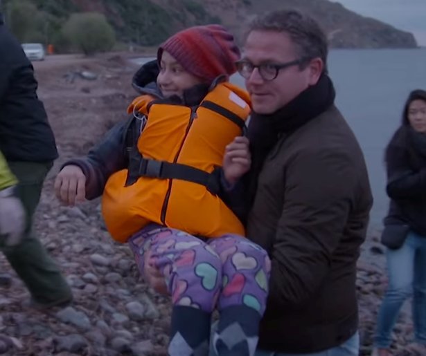 Guus Meeuwis redt vluchtelingen voor EO