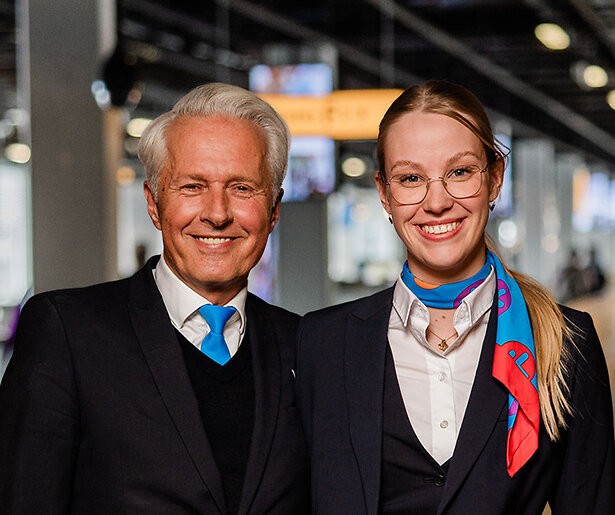 Isabel en Ronald krijgen te maken met heel veel huisdieren in Schiphol Airport