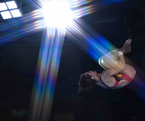 Zo ziet de perfecte schoonsprong van de 10 meter toren eruit