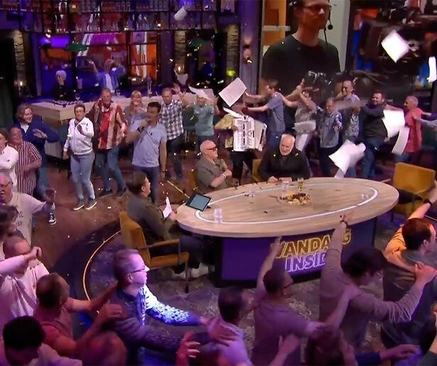 De TV van gisteren: bijna 1 miljoen Vandaag Inside-kijkers zwaaien Wilfred, Johan en René uit