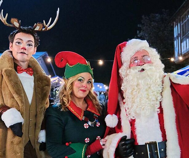 Beleef een mysterieuze kerst met Shakespeare & Hathaway bij BBC First