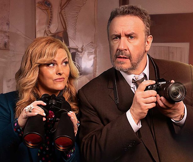 Mark Benton en Jo Joyner zijn terug als Shakespeare & Hathaway in het vijfde seizoen bij BBC NL