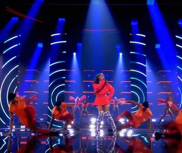 Miniconcert winnares Sherefa in DanceSing is spectaculair 