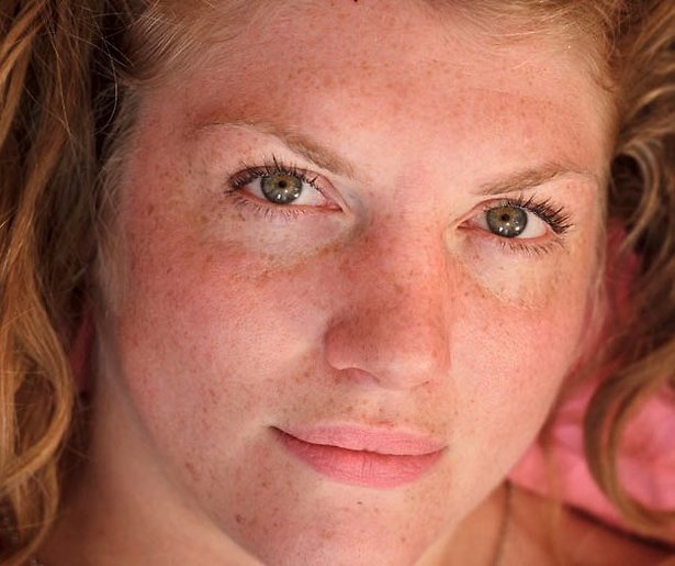 Kijkcijfers: Zomergasten krabbelt met Simone van Saarloos op naar 330.000 kijkers