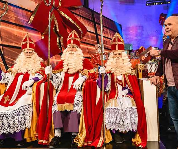 Paul de Leeuw strikt Anouk voor Sinterklaasshow