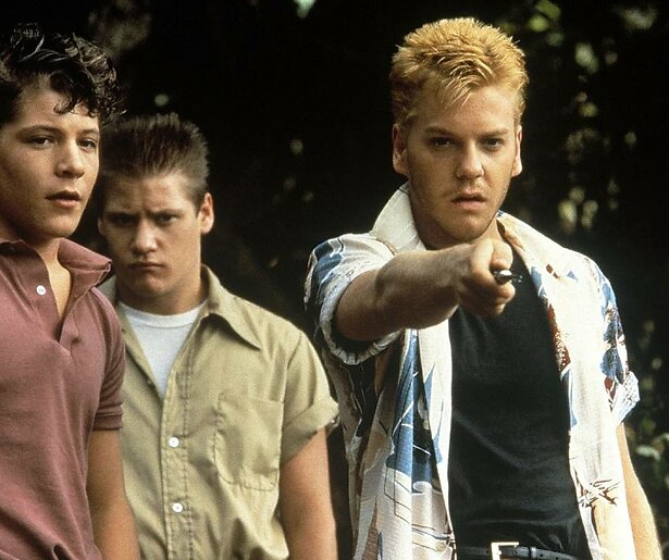 Een vriendengroep beleeft een spannend avontuur in Stand by Me