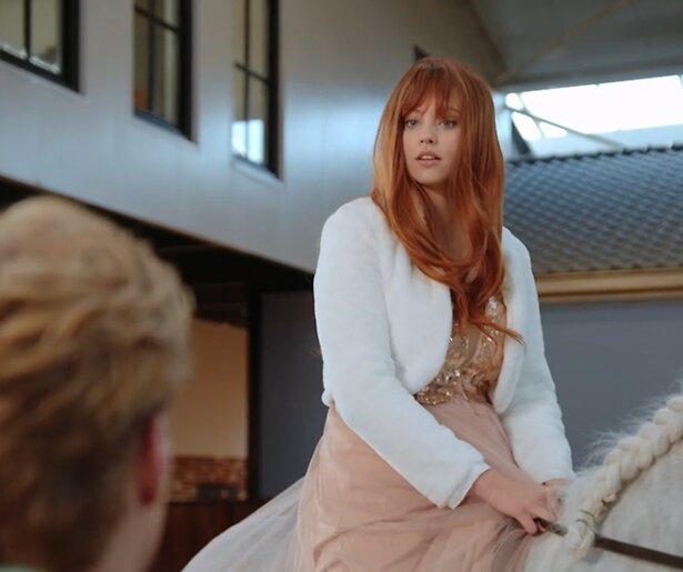 Noa Jacobus onthult geheim van manege stunt GTST: 'We hebben het met twee paarden gedaan'