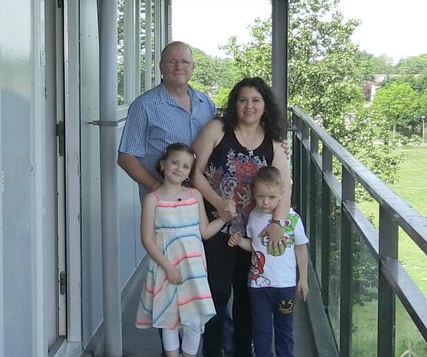 Van Vlaanderen naar Hellevoetsluis in Steenrijk, Straatarm