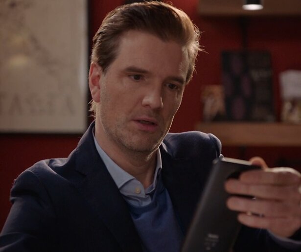 Bas Muijs over roerig soapjaar en spectaculaire GTST zomercliff: ‘Er komt een enorme woede los in Stefano'