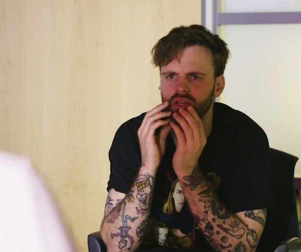 Tim Hofman haalt verhaal bij makers De Villa in #BOOS