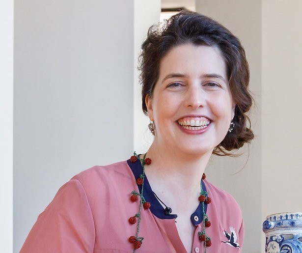 Suzanne Lambooy geniet van de verhalen in Tussen Kunst en Kitsch