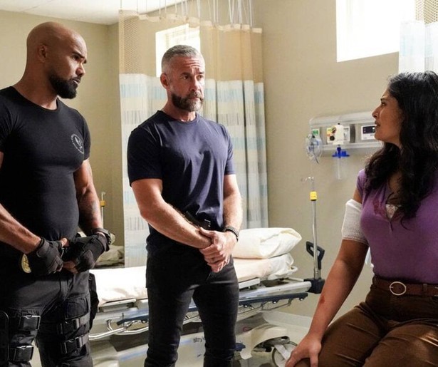 Een Indiase studente wordt het doelwit van drie schutters in S.W.A.T.