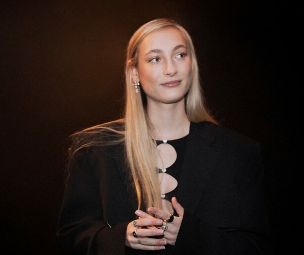 S10 maakt haar debuut in Dit Was Het Nieuws