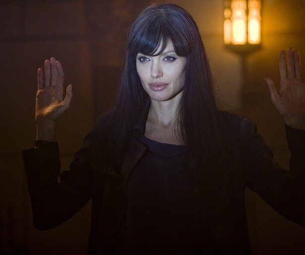 Angelina Jolie op de vlucht in Salt