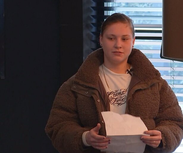 Sam uit De Bondgenoten krijgt vanwege deze bijzondere reden een gele kaart