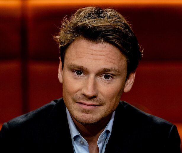 Sander Schimmelpenninck kondigt nieuw seizoen Sander en de kloof aan