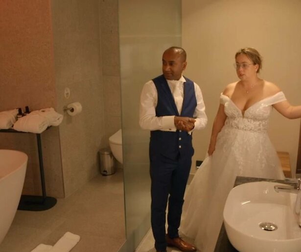 De TV van gisteren: Sarath loopt iets te hard van stapel voor Malou in Married at First Sight