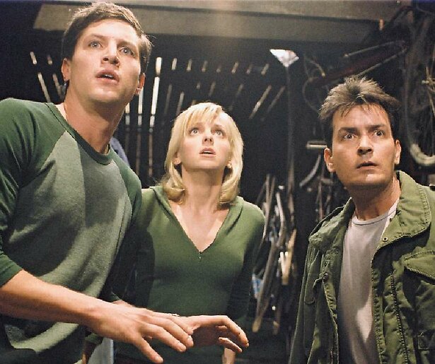 Anna Faris heeft genoeg te doen in Scary Movie 3