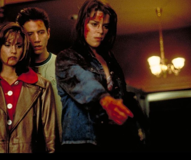 Een seriemoordenaar slaat toe in Amerikaanse horrorklassieker Scream