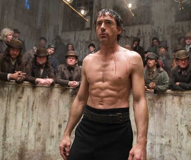 Kan Robert Downey Jr. Engeland redden als Sherlock Holmes?