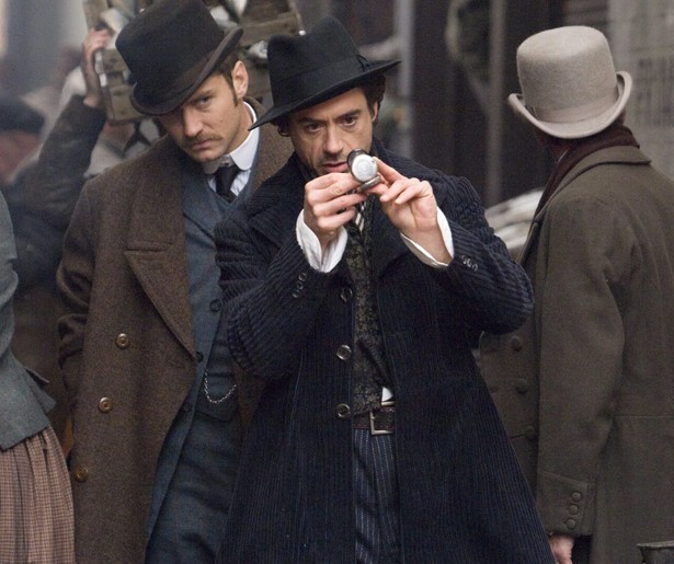 Robert Downey Jr. moet aan de bak om een seriemoordenaar uit te schakelen in Sherlock Holmes