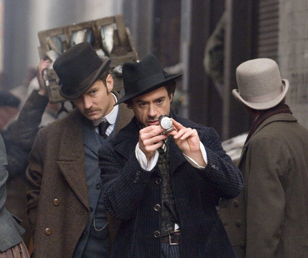 Robert Downey Jr. redt de stad in Sherlock Holmes