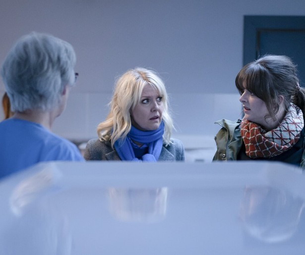 Ashley Jensen wil meer weten over een mysterieuze tatoeage in nieuwe aflevering Shetland
