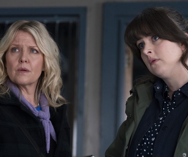 Tosh en Calder komen in Shetland steeds meer te weten over het verleden van Annie