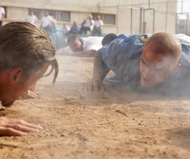 Nikolaj Coster-Waldau gaat in raptempo van huisvader naar crimineel in Shot Caller