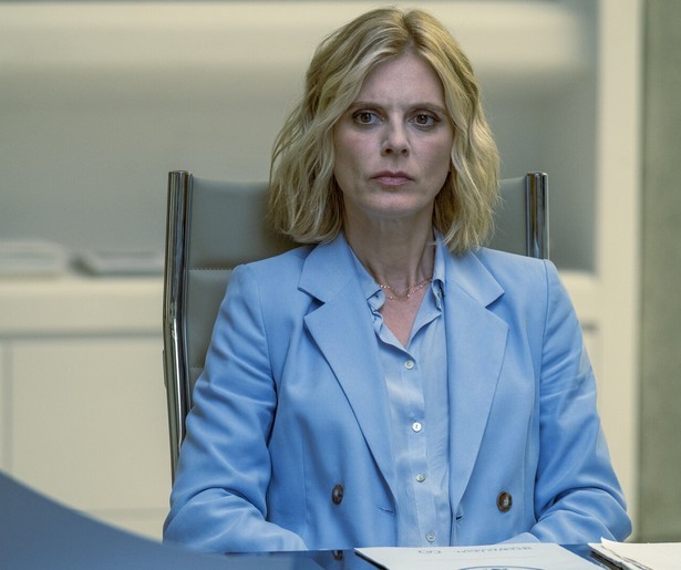 Emilia Fox schittert in de nieuwe misdaadserie Signora Volpe