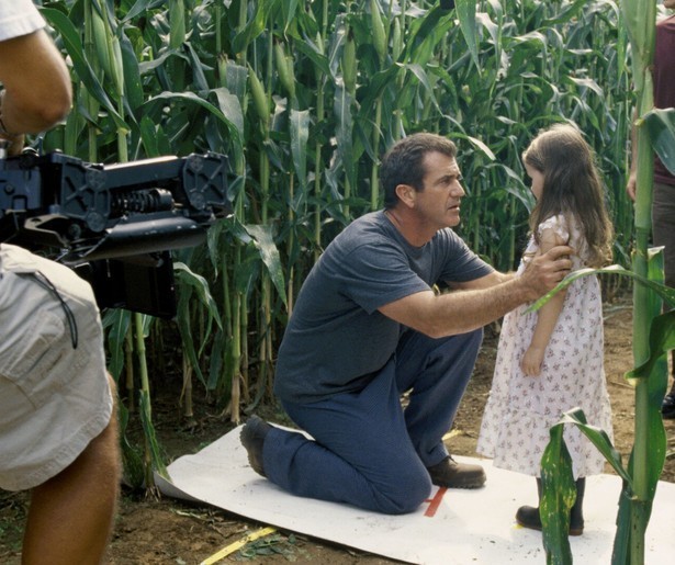 Mel Gibson ziet graancirkels in Signs