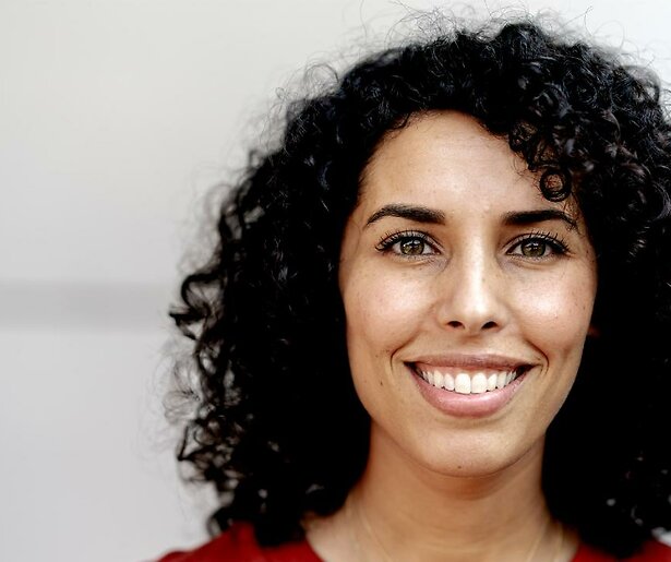 Presentatrice Siham Raijoul stopt na twee jaar met Hart van Nederland
