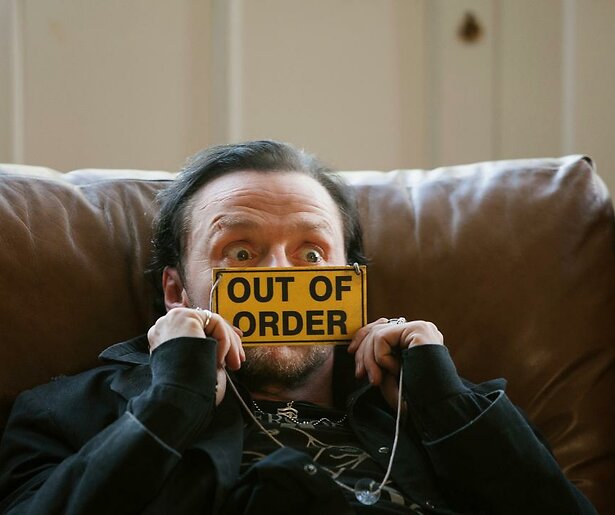 Simon Pegg wil zijn kroegentocht twintig jaar na dato eindelijk afmaken in The World's End
