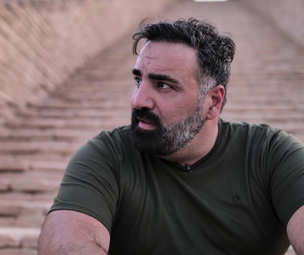 Sinan Can gaat op zoek naar de boom van Adam en Eva in slot Sinan op Zoek naar het Paradijs