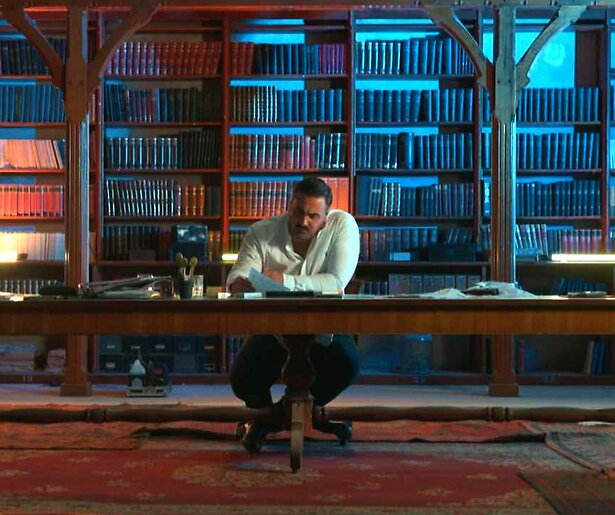 Sinan Can wil meer weten over de moord op Peter R. de Vries in De Wapenroute