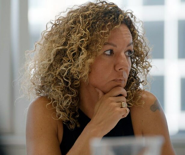 Het vertrouwen van casemanager Sandra krijgt een flinke knauw in Slachtofferhulp