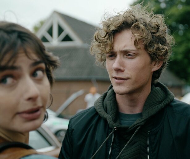 Snoek wordt gedumpt in Woeste Grond