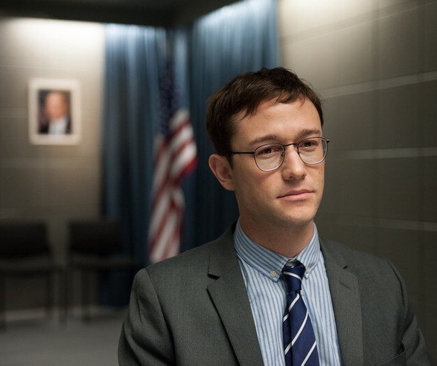 Joseph Gordon-Levitt klapt als Snowden uit de school