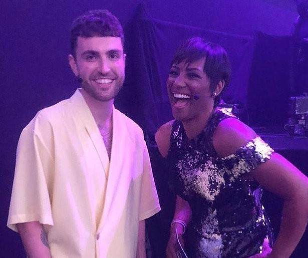 Coronabesmetting Duncan: Kan Edsilia Songfestival nog wel presenteren?