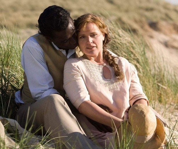 Sergio Hasselbaink en Ricky Koole riskeren in Sonny Boy hun leven voor elkaar