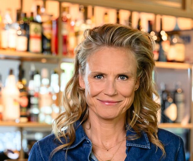 Sophie Hilbrand blaast Nu we er Toch Zijn nieuw leven in 