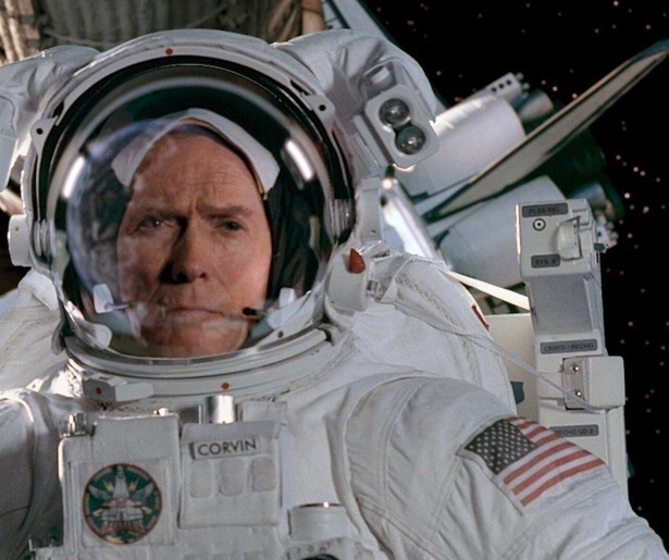 Clint Eastwood als hoogbejaarde astronaut in Space Cowboys